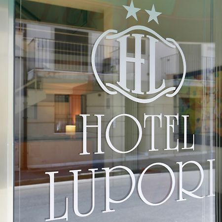 Hotel Lupori Viareggio Exterior photo