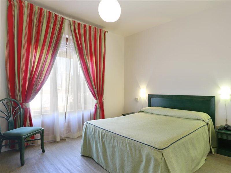 Hotel Lupori Viareggio Exterior photo
